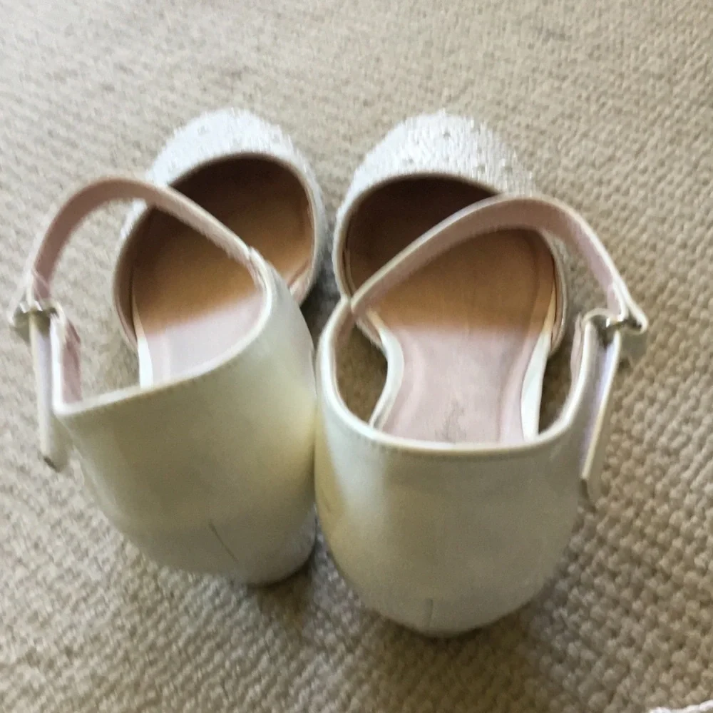 Girls White Pearl-Embellished Ankle-Strap Flats